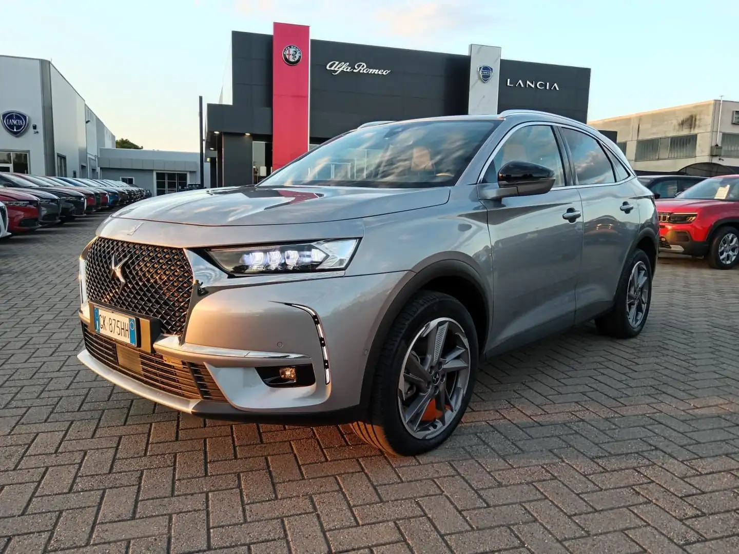 DS Automobiles DS 7 Crossback DS 7 Crossback BlueHDi 130 aut. Grand Chic Grey - 1