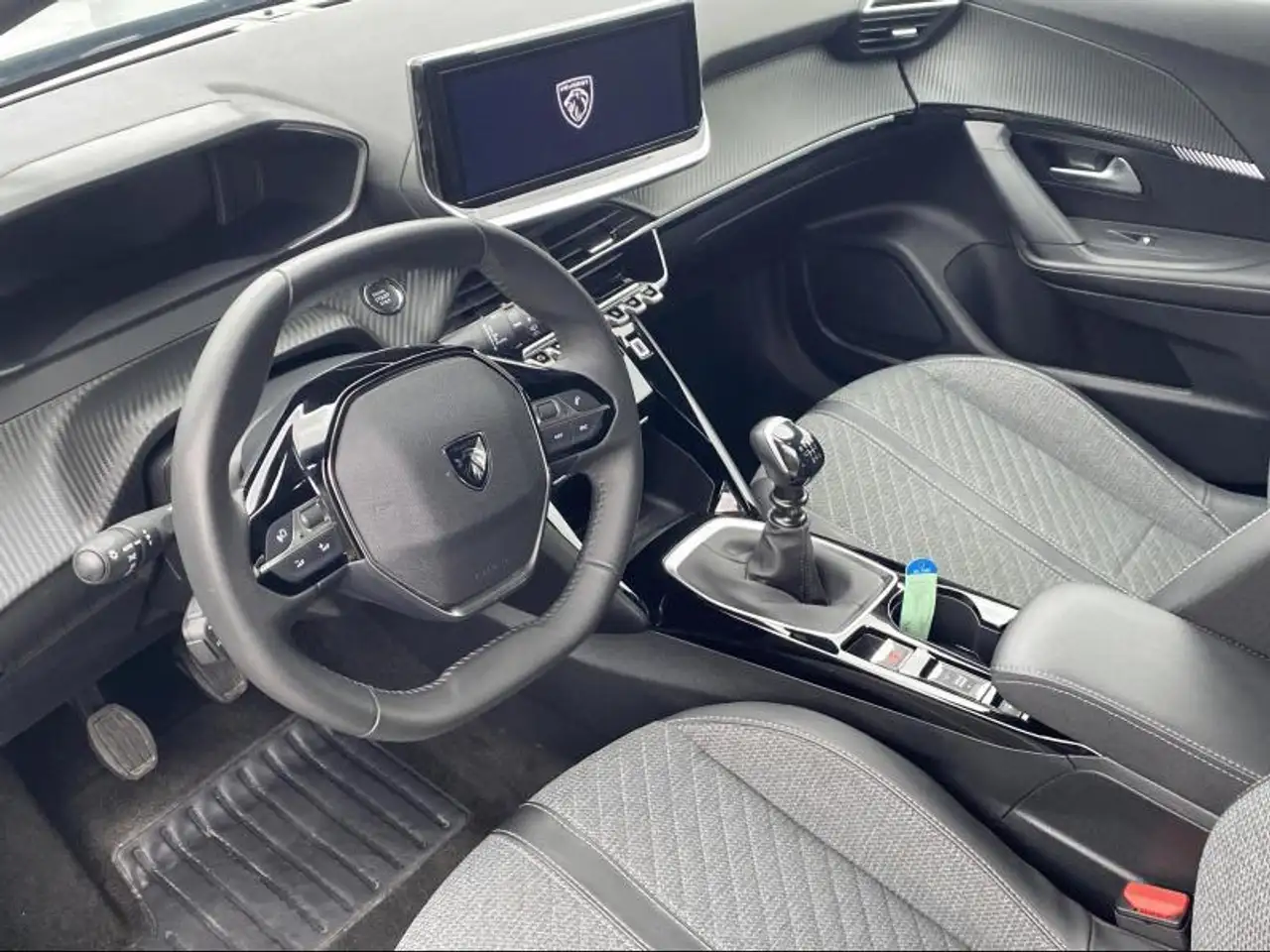 Peugeot 2008 Allure 1.2 Turbo 100 Man.6, миниатюра 11