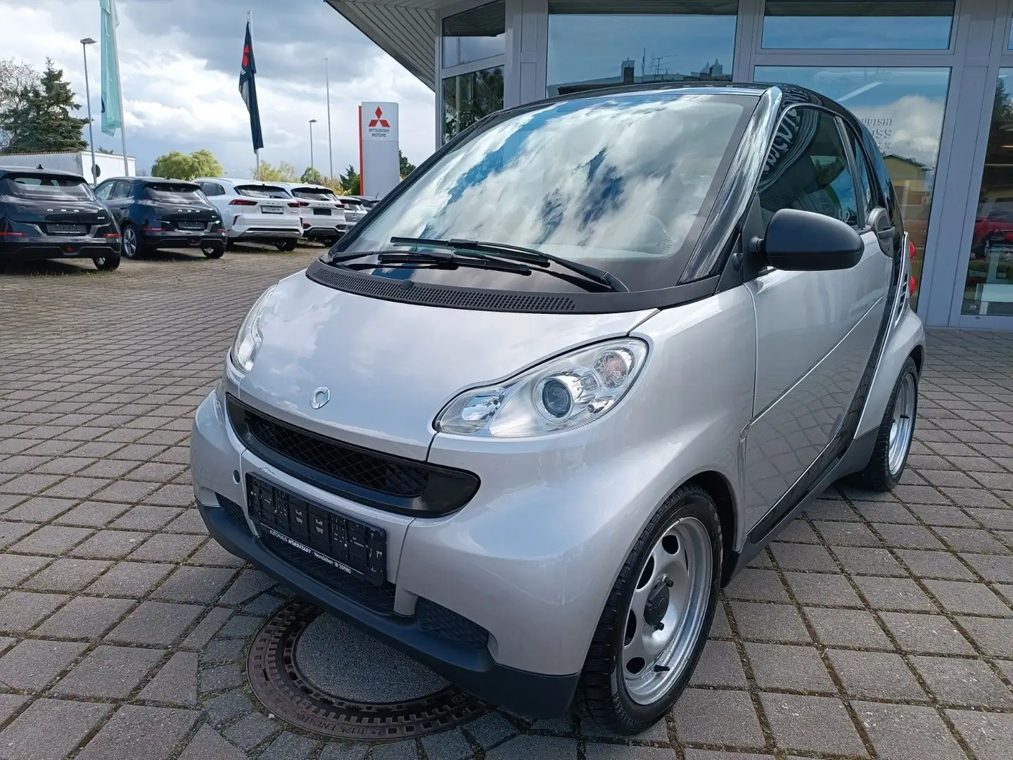 smart forTwo fortwo coupe Micro Hybrid Drive 45kW Argent - 1
