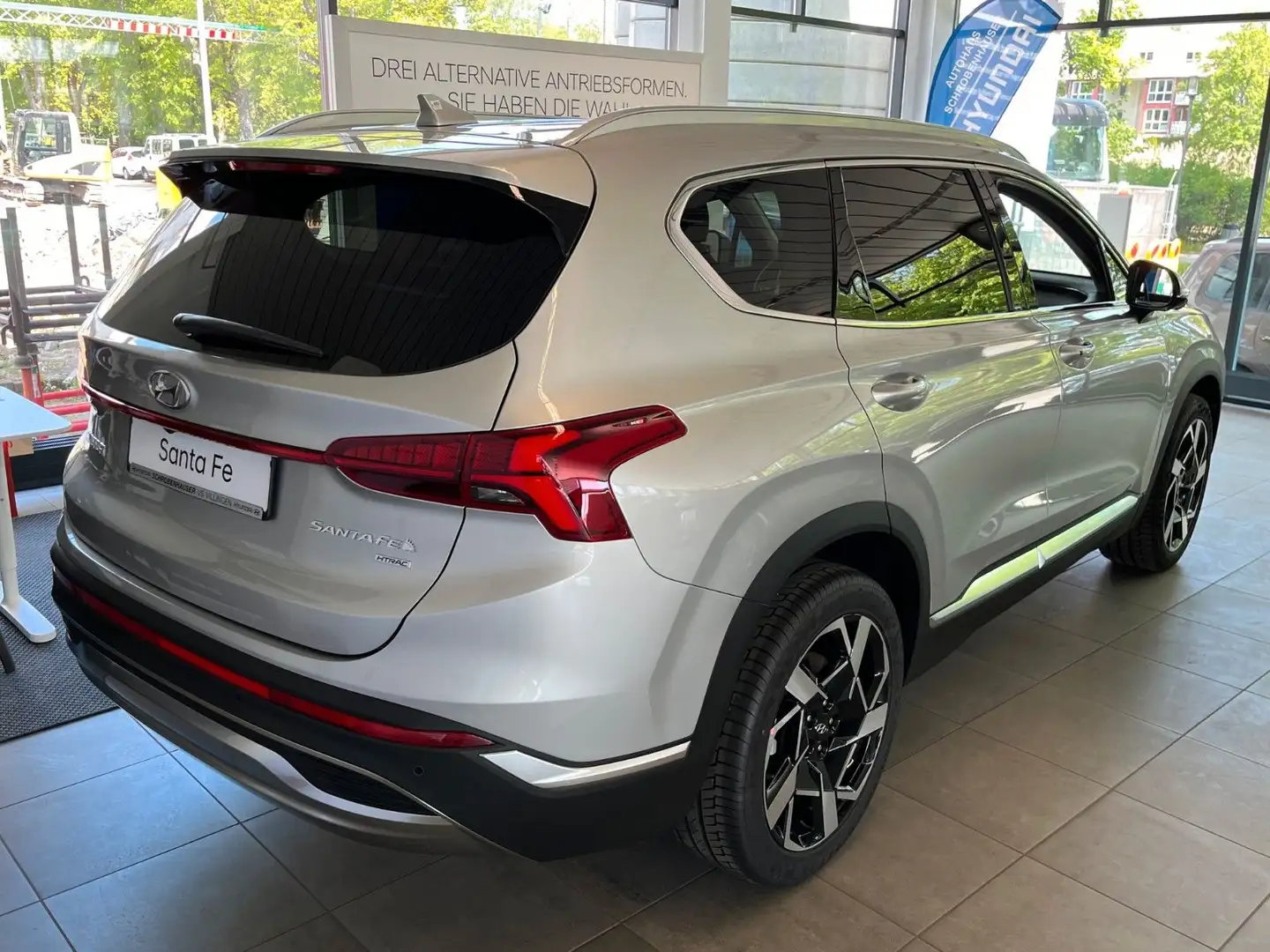 Hyundai SANTA FE 1.6 T-GDi  Autom. Prime Hybrid 2WD Silber - 2
