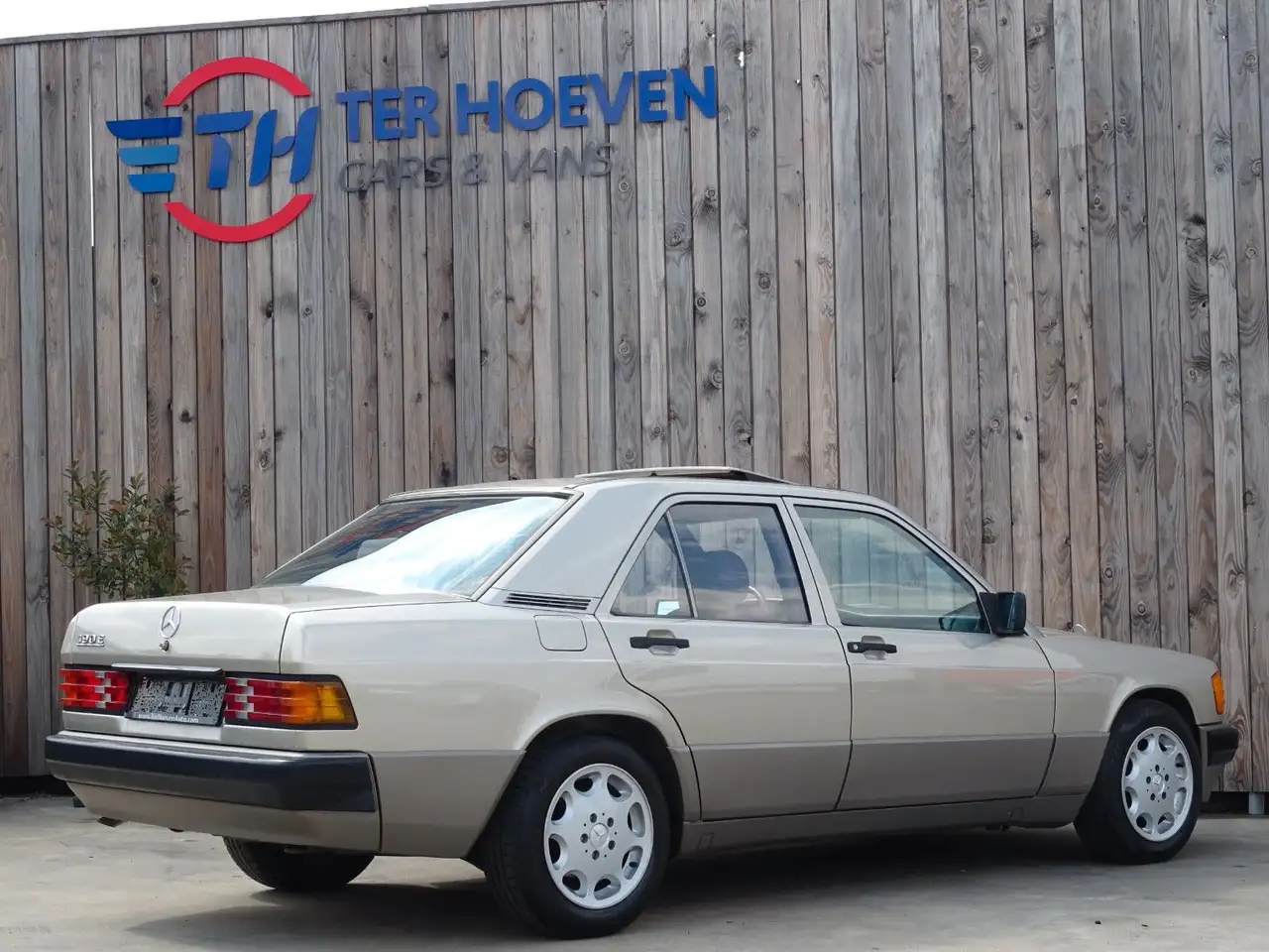 Mercedes-Benz 190 E W201 Automatik H-Zulassung Schiebedach, foto 3