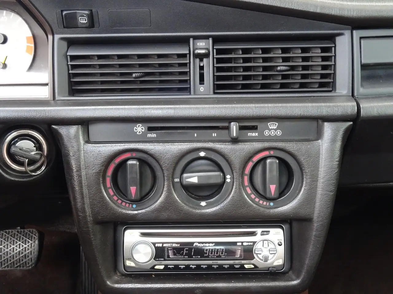 Mercedes-Benz 190 E W201 Automatik H-Zulassung Schiebedach, foto 11