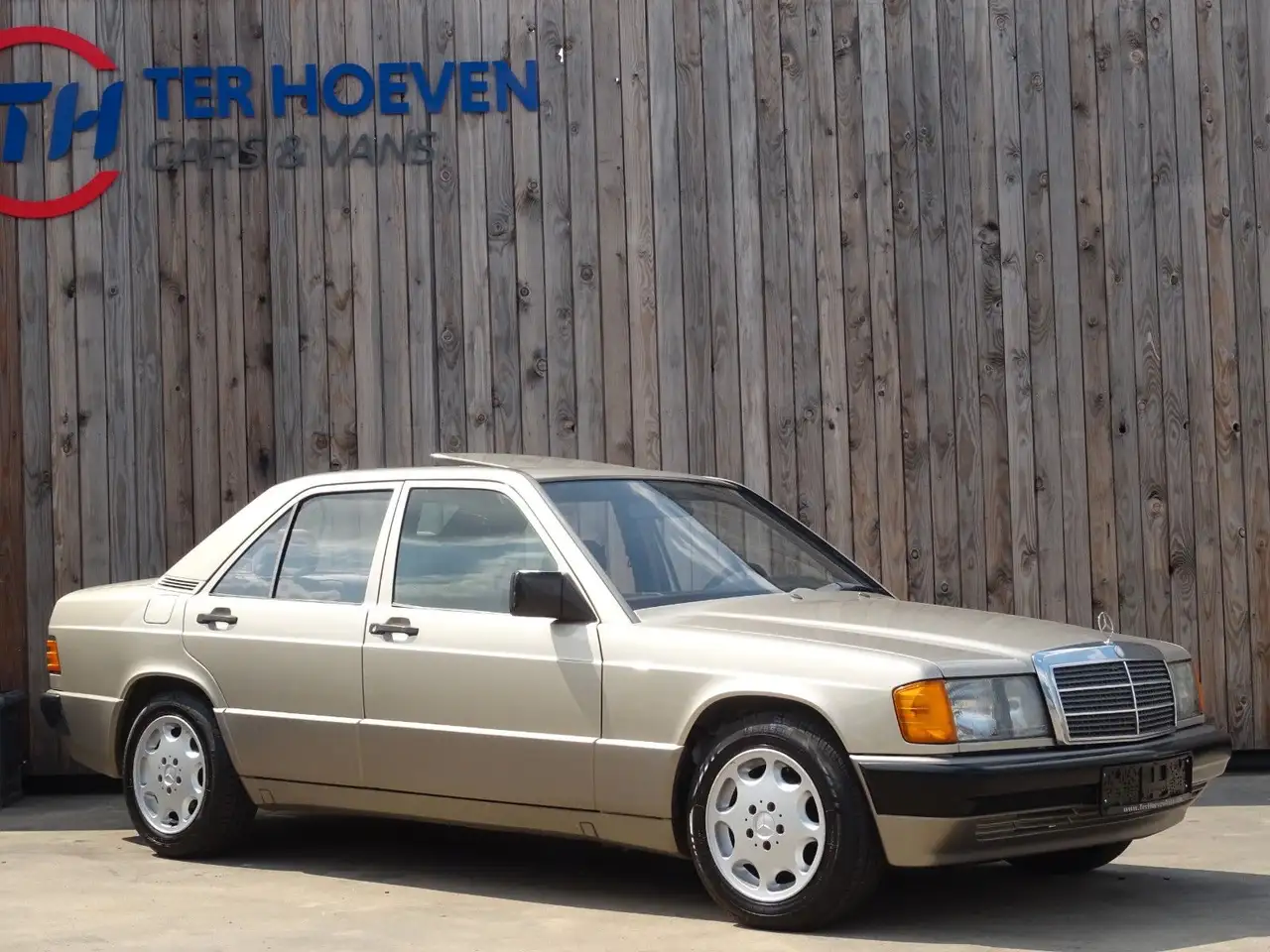 Mercedes-Benz 190 E W201 Automatik H-Zulassung Schiebedach, foto 5