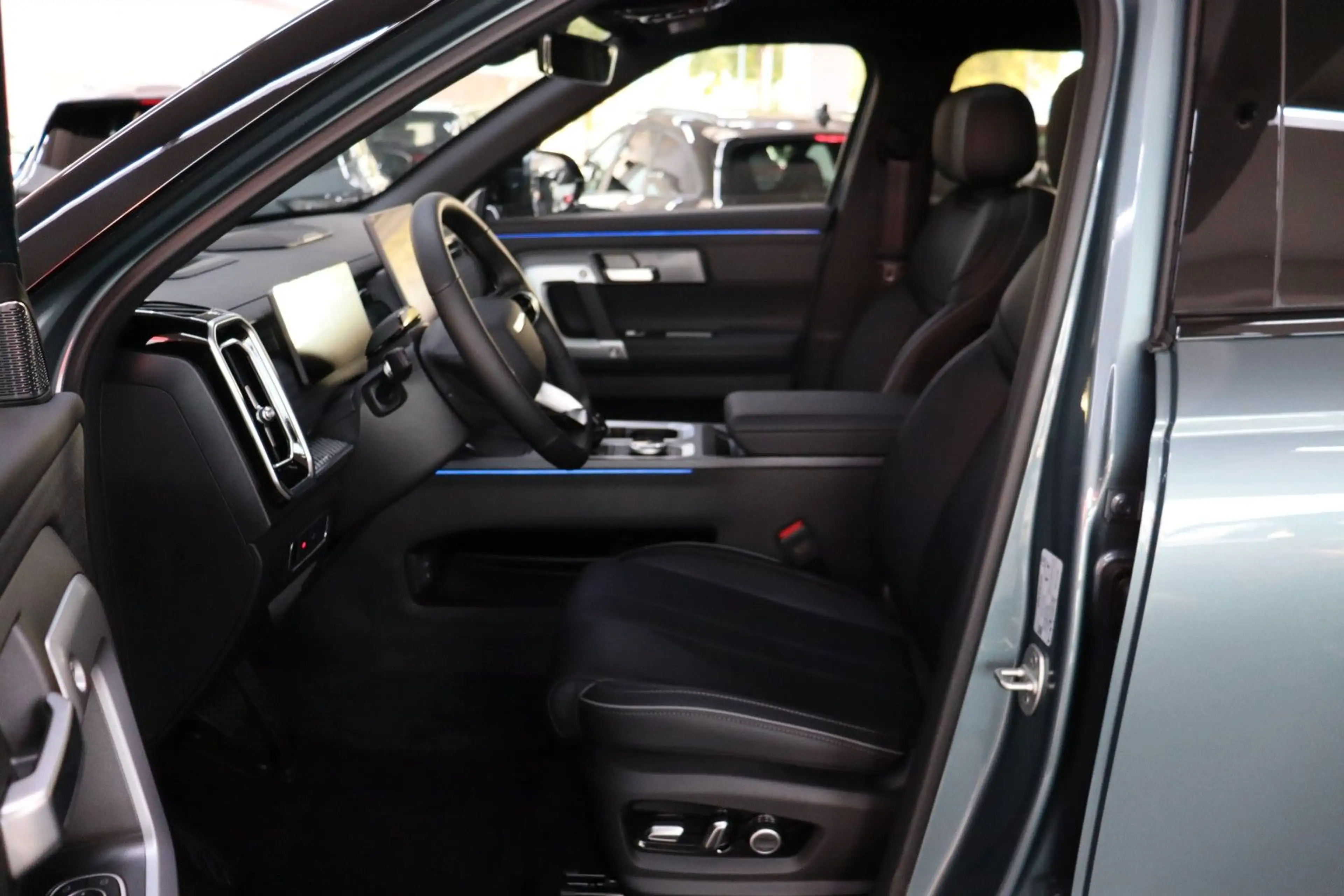 Jaecoo 7 Exclusive AWD 1.6 TGDI 7DCT Pano E.Heck SOFORT — photo 9