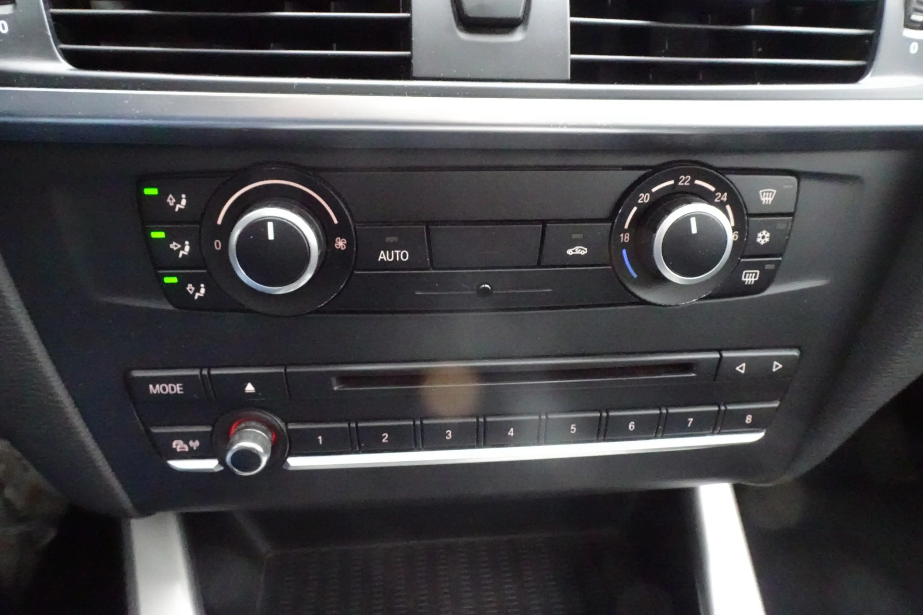 BMW X3 xDrive20d Executive airco trekhaak schuifdak 6300 — photo 8