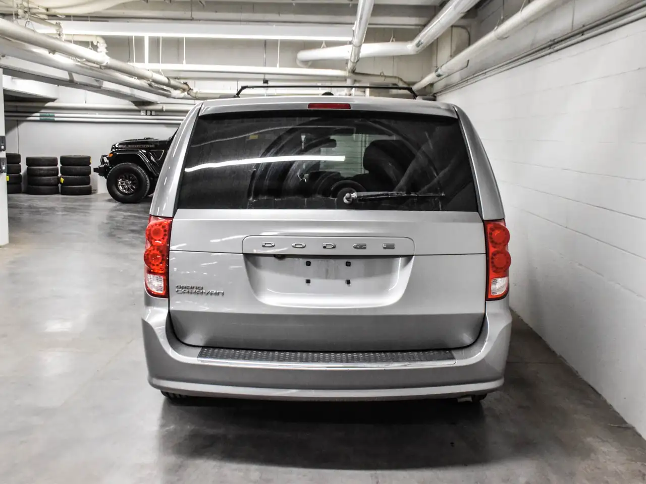 Dodge Grand Caravan снимка Dodge Grand Caravan