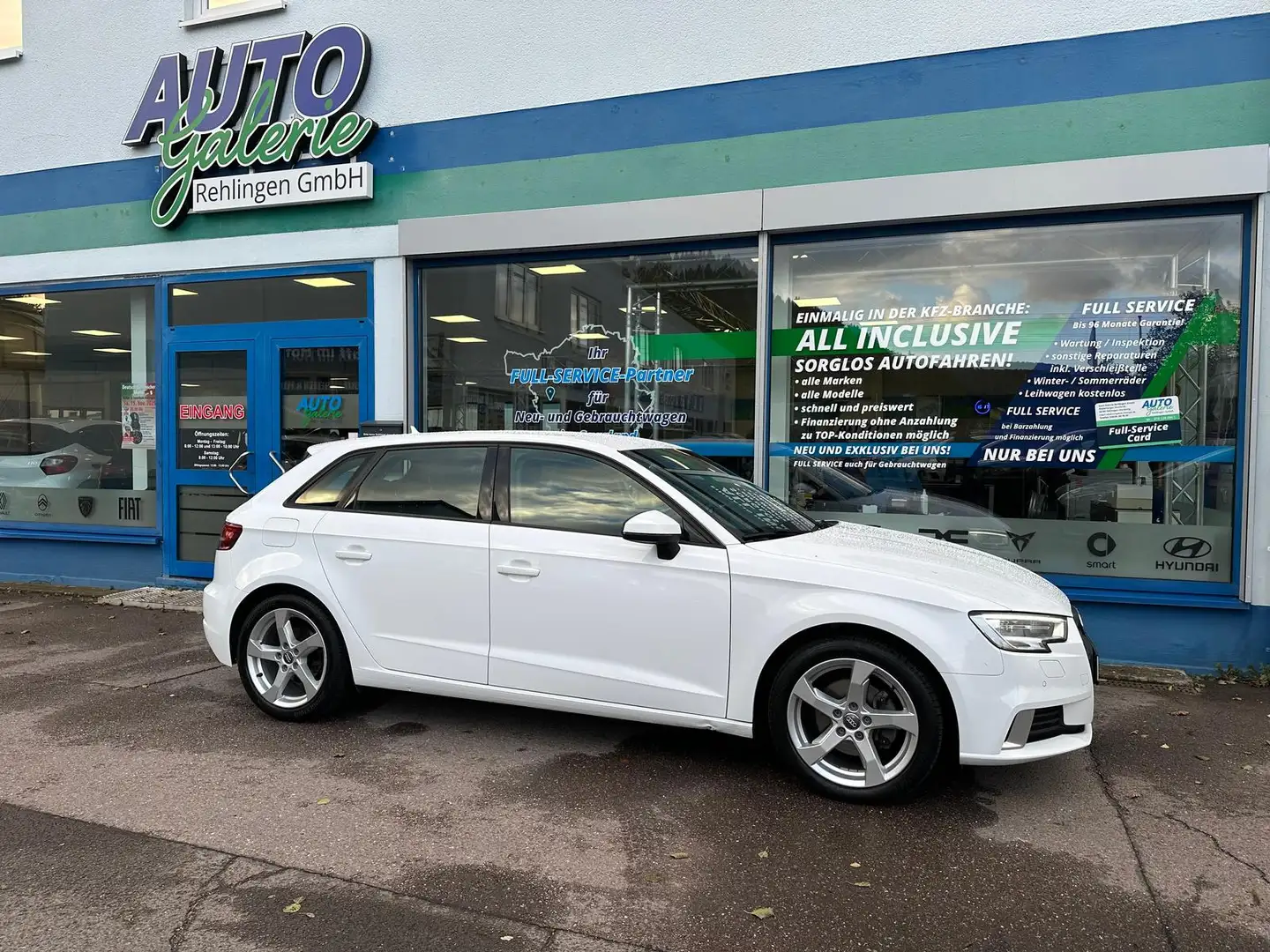 Audi A3 1.5 16V TSI ACT sport Bianco - 1