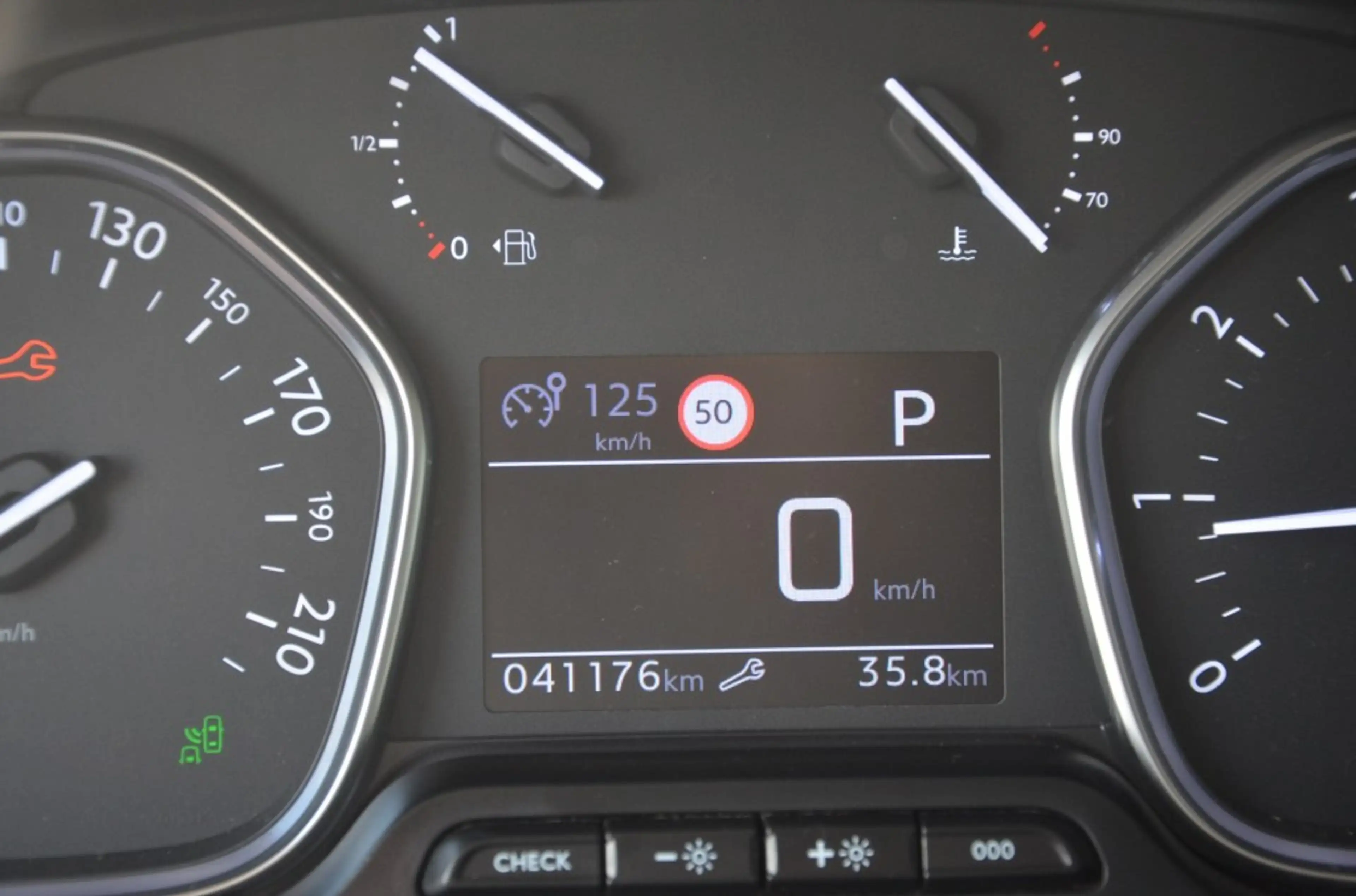 Peugeot Expert 2.0 BLUEHDI 145 S&S — photo 11