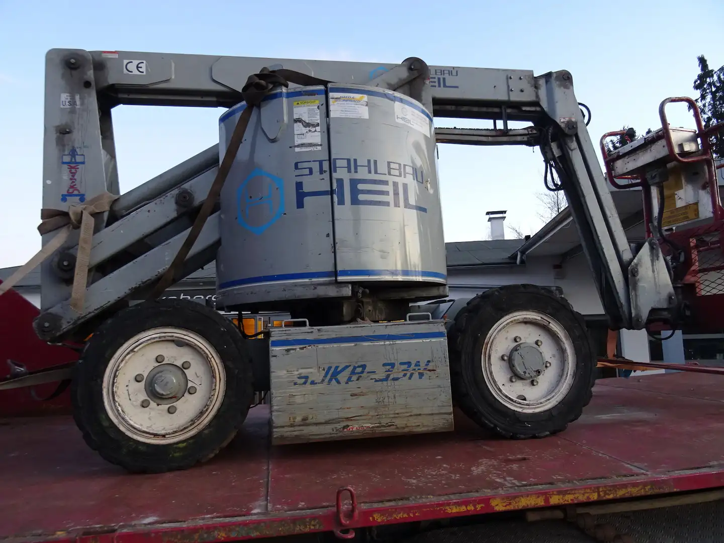 Sonstige Marken Hubsteiger Arbeitsbühne SKY Jack SJKB - 33N Grau - 2