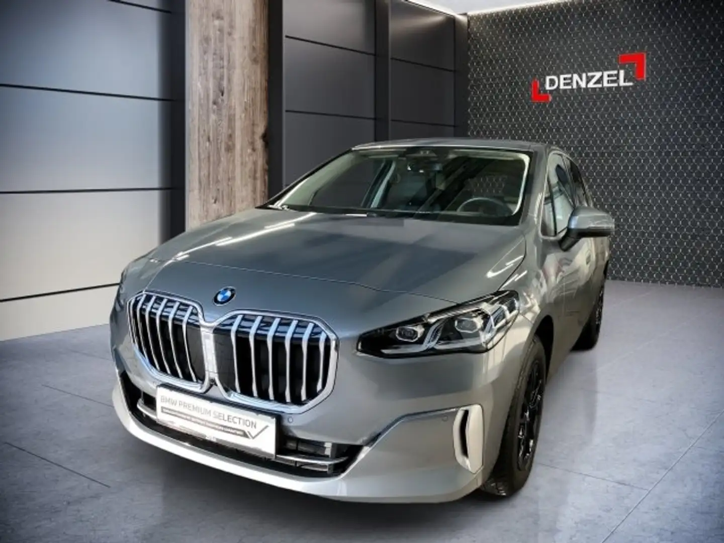 BMW 218 d Active Tourer B47 U06 Grau - 2