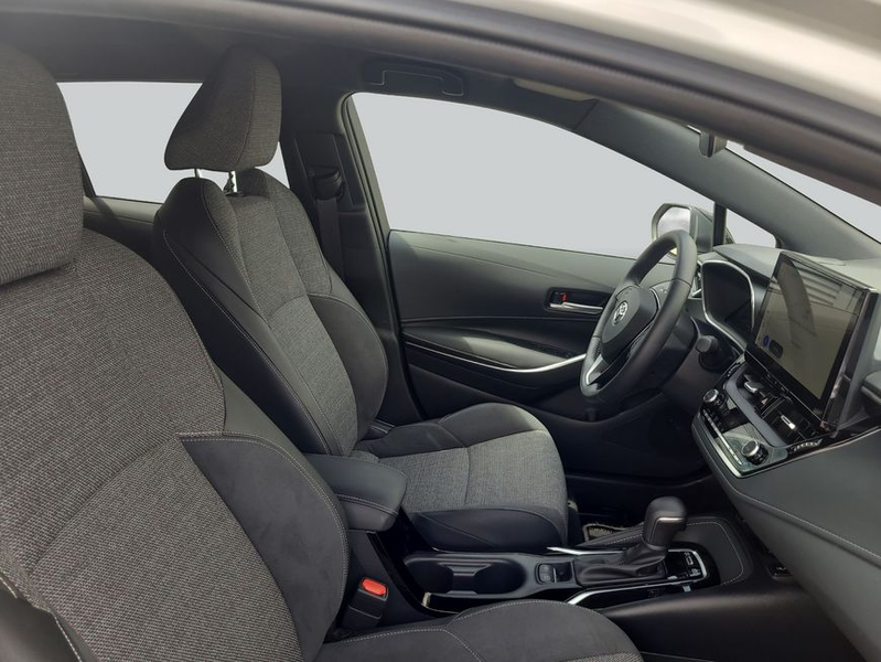 Toyota Corolla 1.8 Hybrid Touring Sports Teamplayer — photo 12