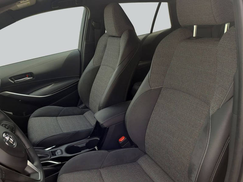 Toyota Corolla 1.8 Hybrid Touring Sports Teamplayer — photo 10