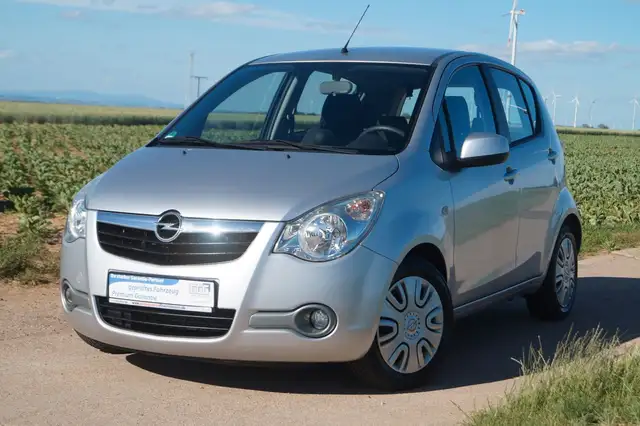 Opel Agila