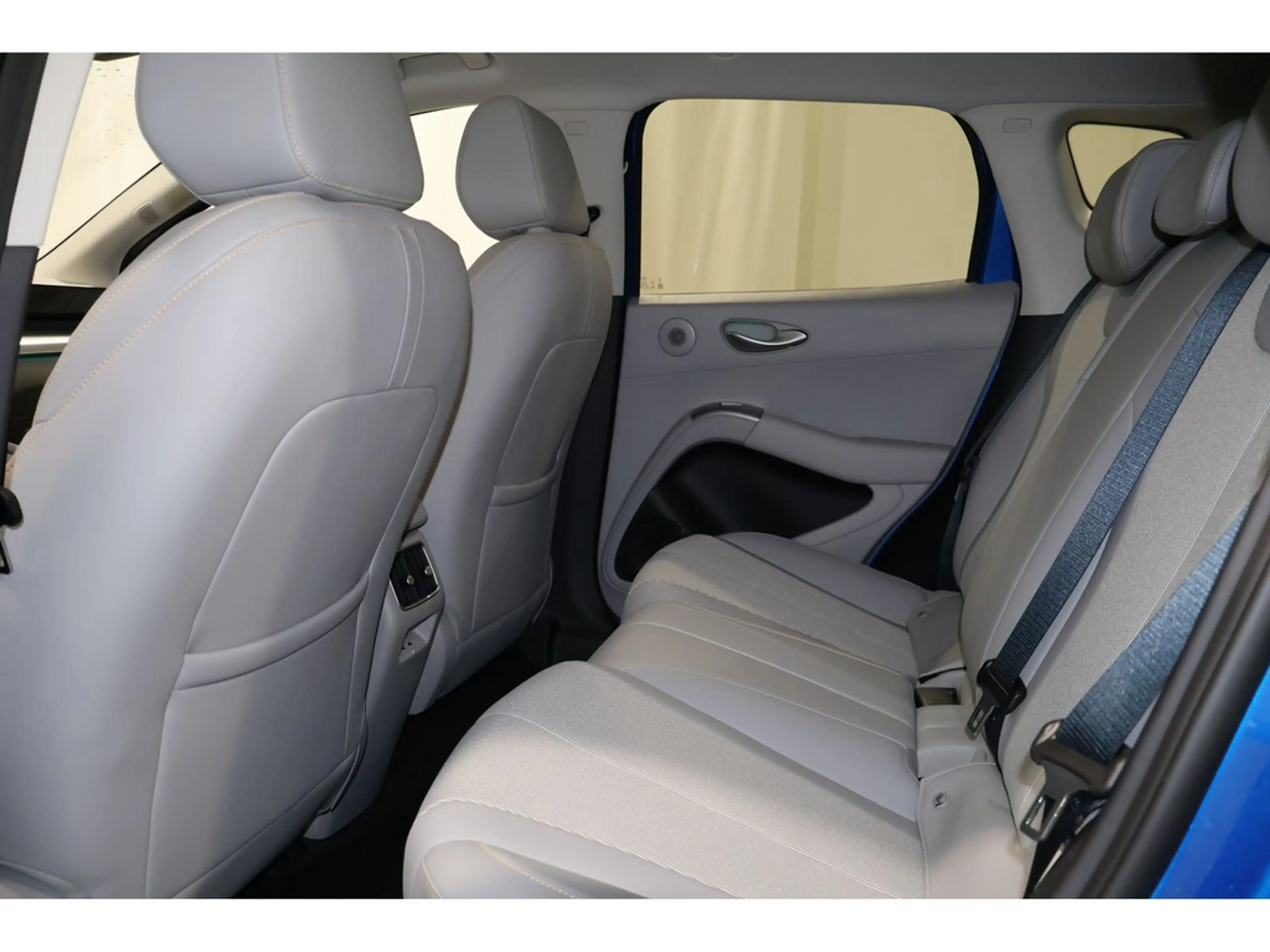 BYD Dolphin G DM-i Comfort Navi/Sitzheizung/Rückfahrkamera — photo 12