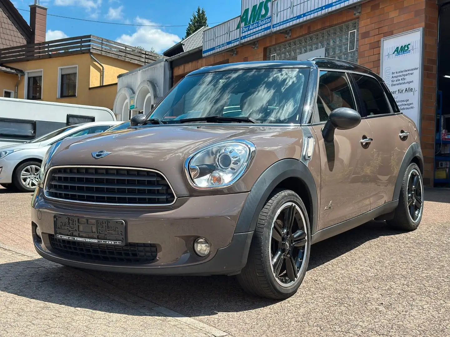 MINI Cooper D Countryman Countryman Cooper D All4 Brun - 1