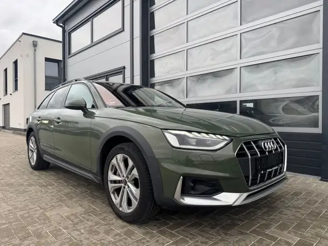 Audi A4 allroad quattro 45 TFSI Business LED PANO MMI