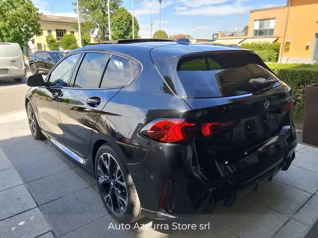 BMW 1 Series view 6