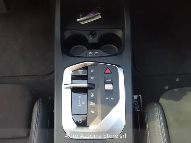 BMW 1 Series view 14