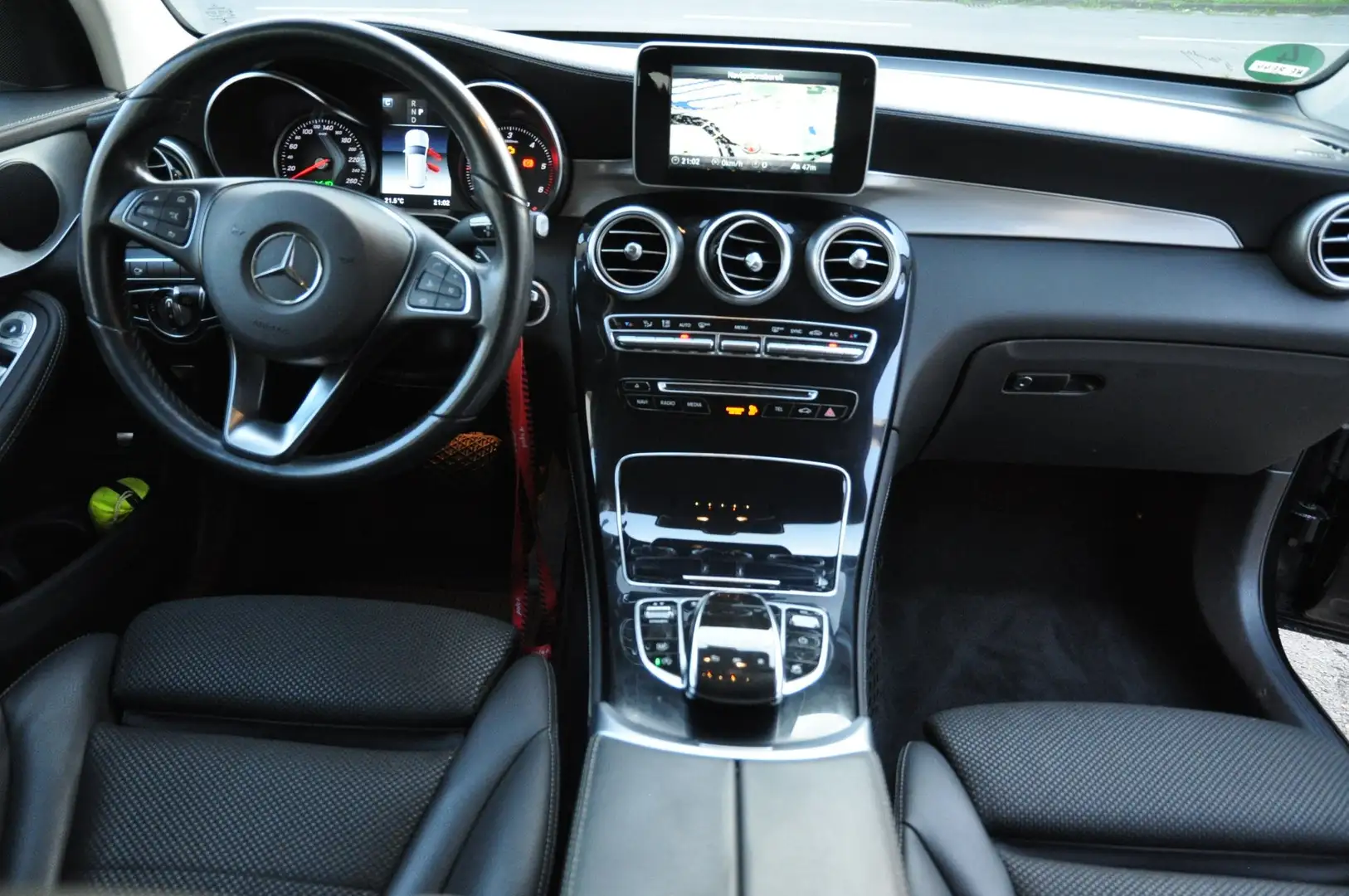 Mercedes-Benz GLC 220 d 4Matic 9G-TRONIC**AHK-360°Kamera-Teilleder* Zwart - 2
