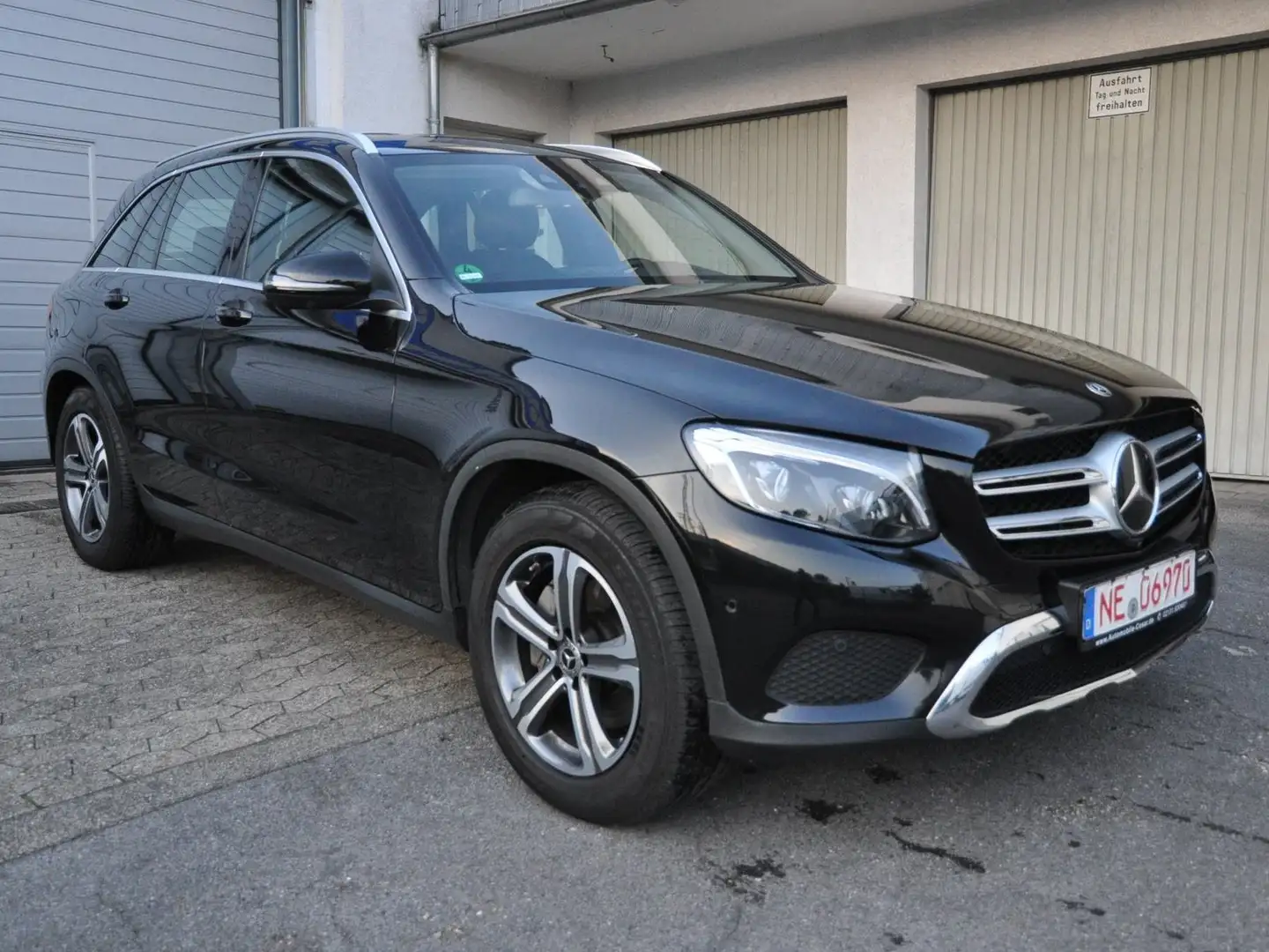 Mercedes-Benz GLC 220 d 4Matic 9G-TRONIC**AHK-360°Kamera-Teilleder* Zwart - 1