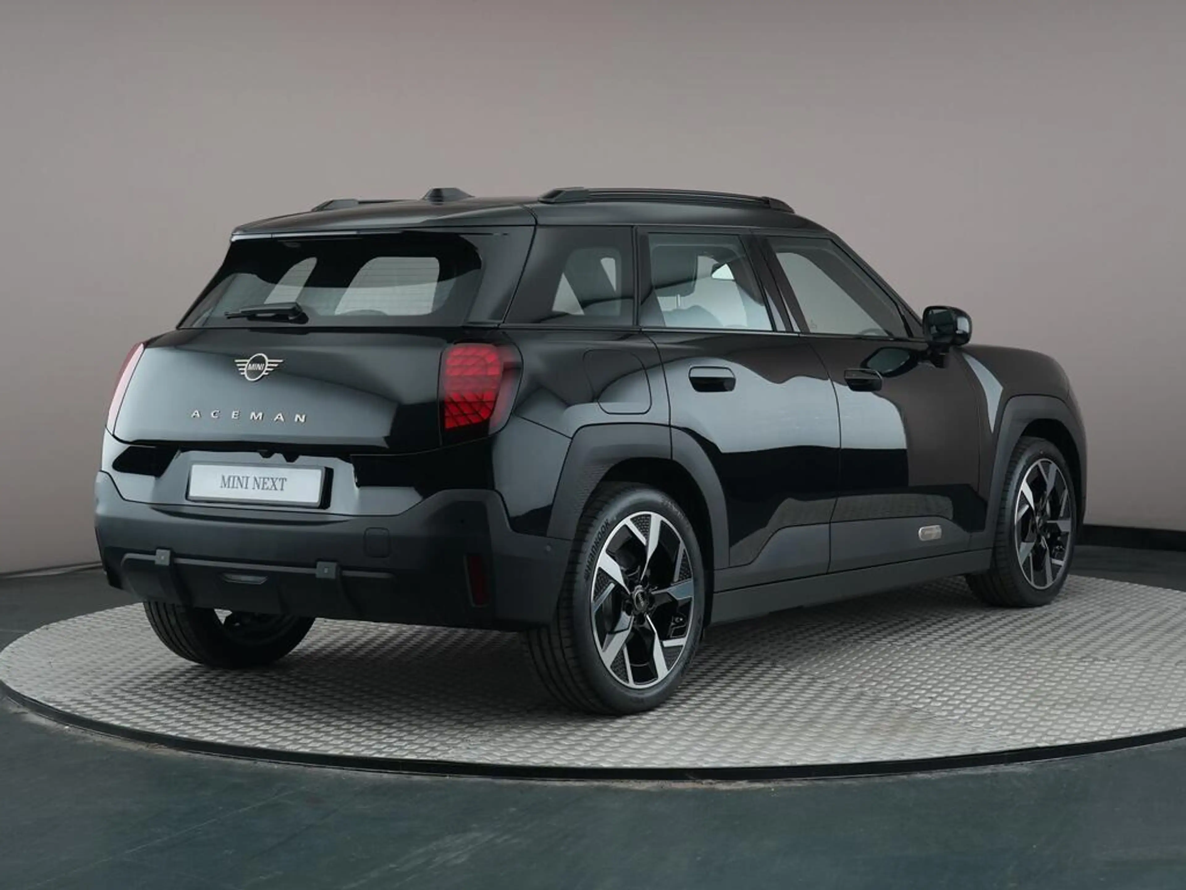 MINI Aceman E | Pakket S Plus + Classic Uitvoering — photo 2