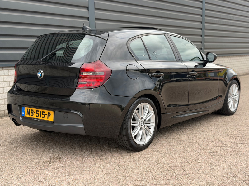 BMW 118 1-serie 118i High Executive M Sport | CarPlay | Sc — photo 2