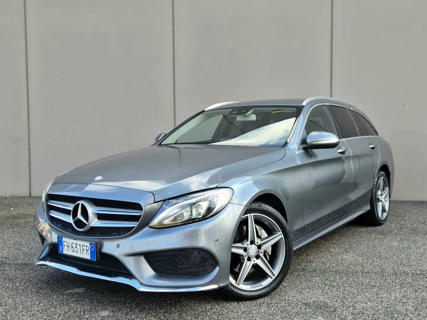 Mercedes-Benz C 220 Classe C-S205 SW d220d Premium auto AMG Grau - 1