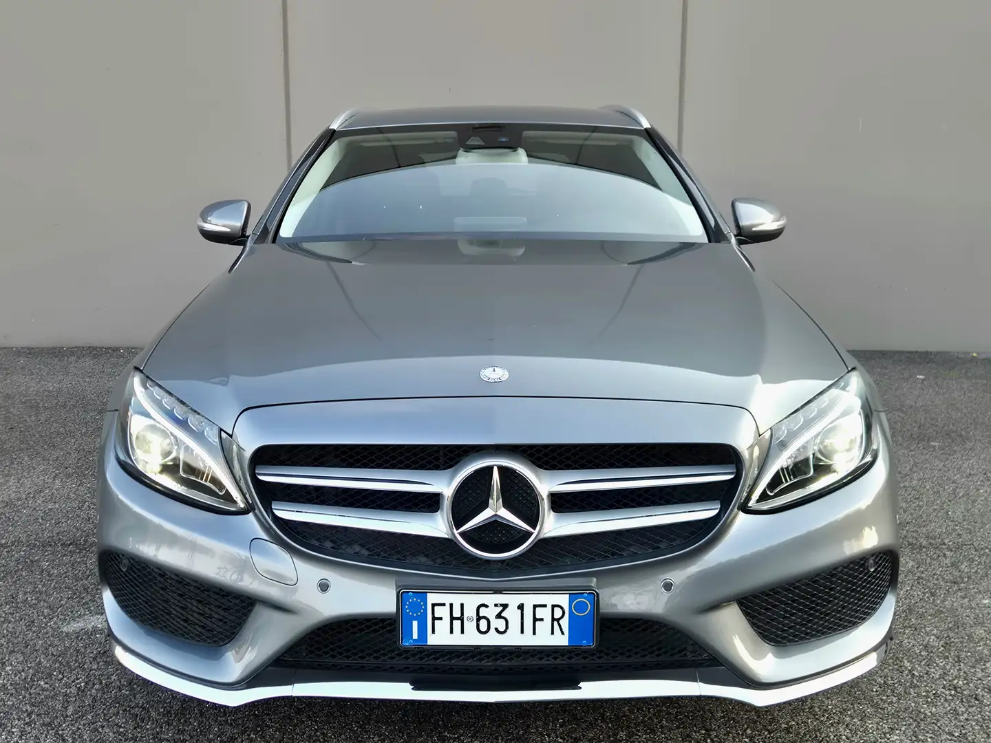 Mercedes-Benz C 220 Classe C-S205 SW d220d Premium auto AMG Grau - 2