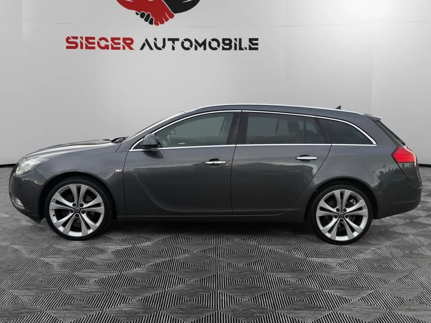 Opel Insignia INSIGNIA A SPORTS TOURER COSMO, LEDER, BI-XENON Grau - 2