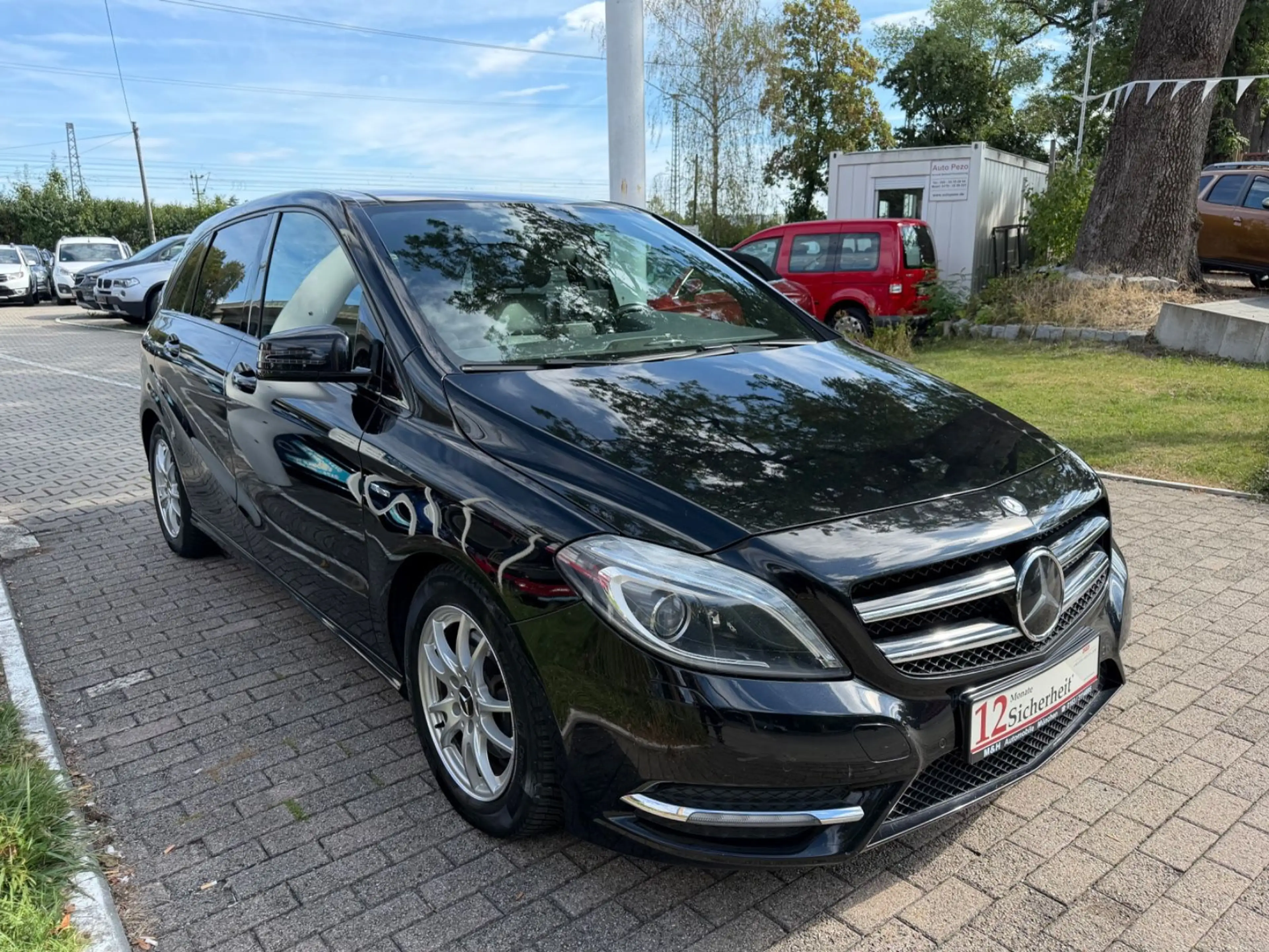 Mercedes-Benz B 200 *Leder*Pano*Kamera* — photo 3