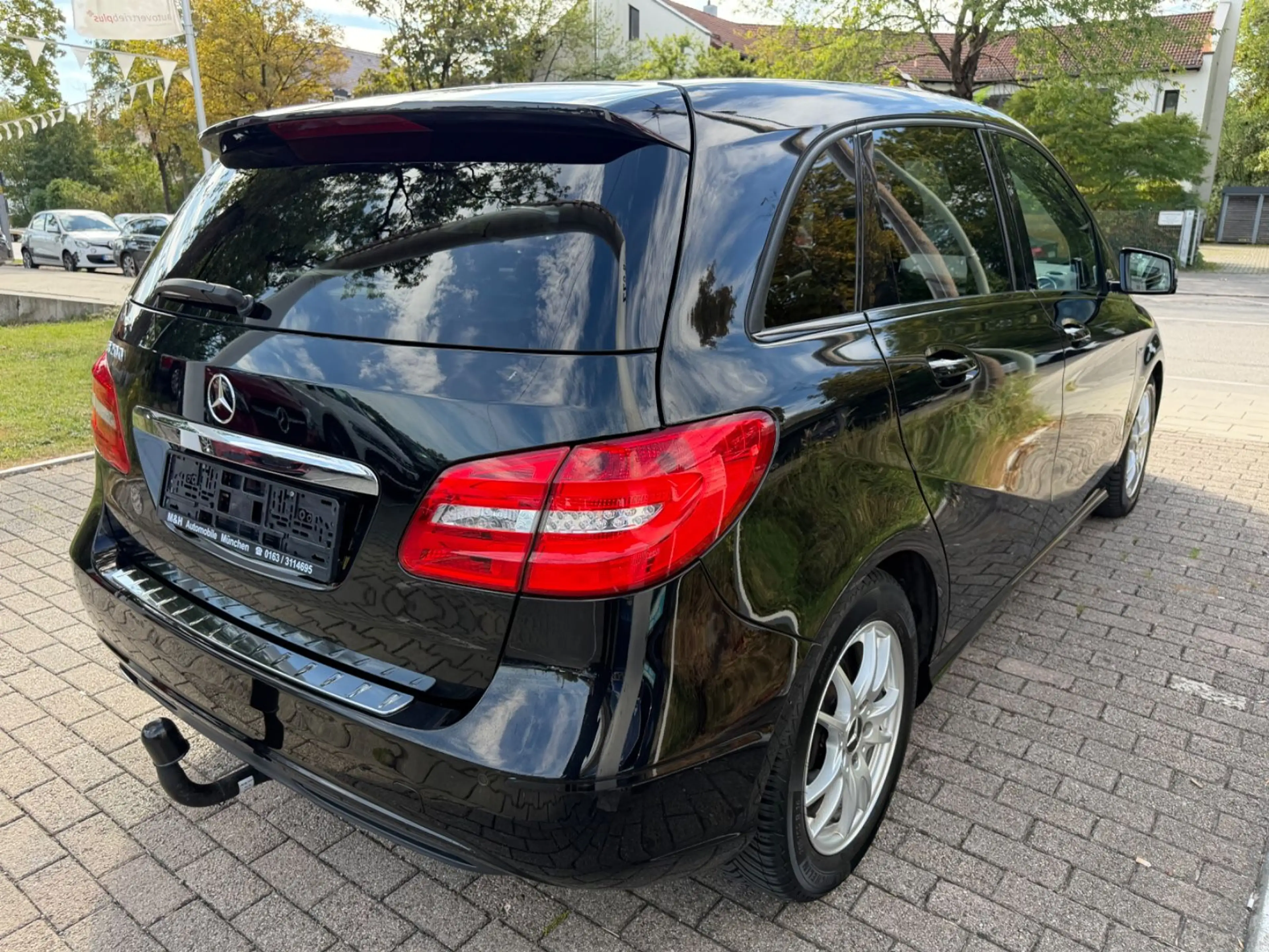 Mercedes-Benz B 200 *Leder*Pano*Kamera* — photo 5