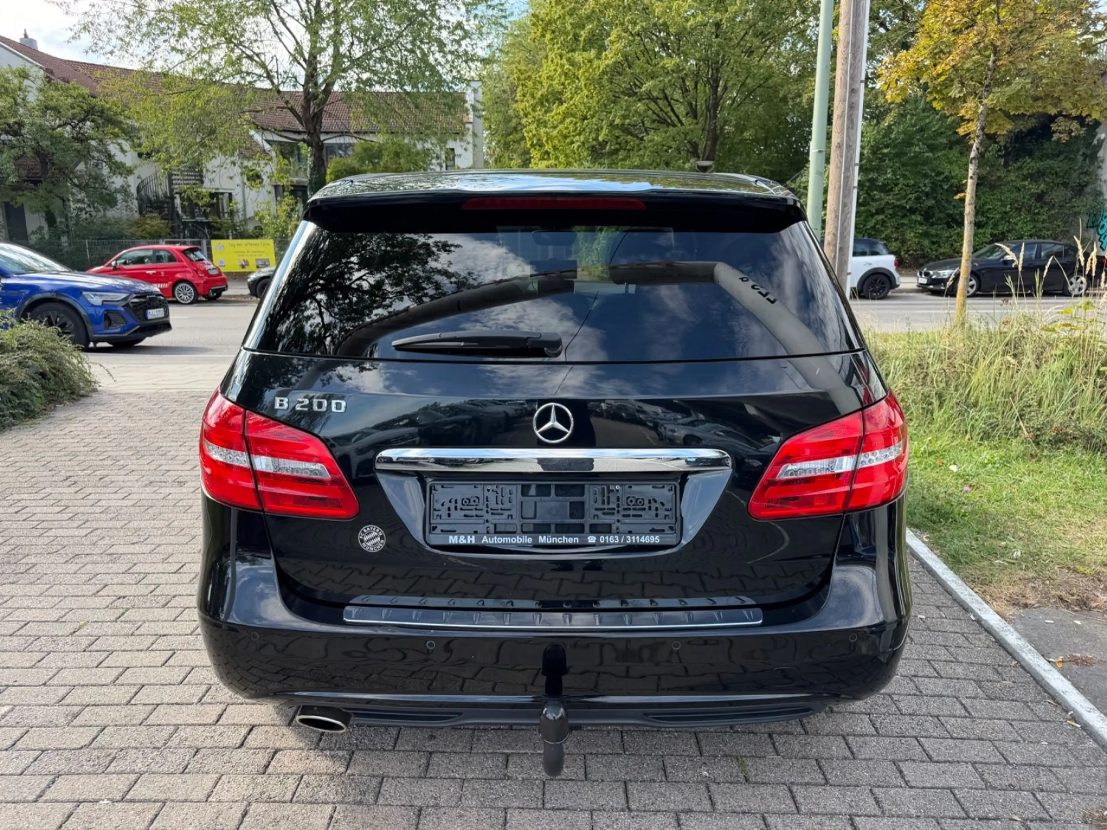 Mercedes-Benz B 200 *Leder*Pano*Kamera* — photo 6