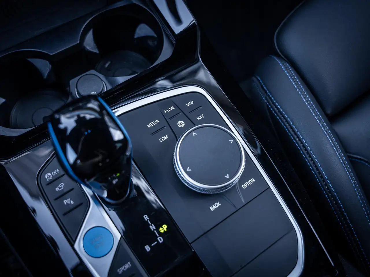 BMW iX3 Executive 80 kWh M-Sport l BTW l Pano l HUD l ACC, миниатюра 30