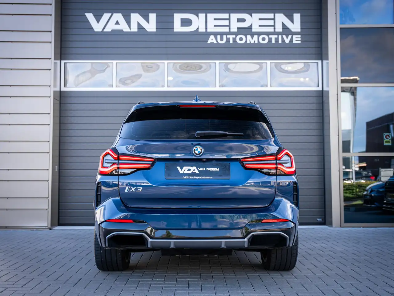 BMW iX3 Executive 80 kWh M-Sport l BTW l Pano l HUD l ACC, миниатюра 7