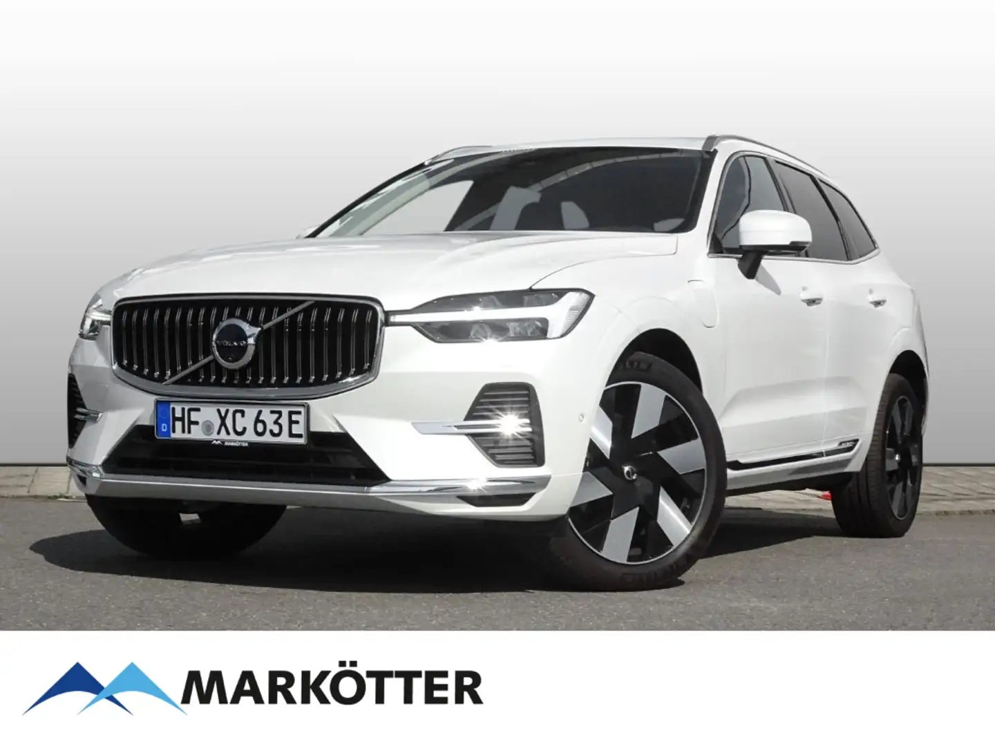 Volvo XC60 T6 AWD Plus Bright Plug-In Hybrid/20''/360°CAM Weiß - 1