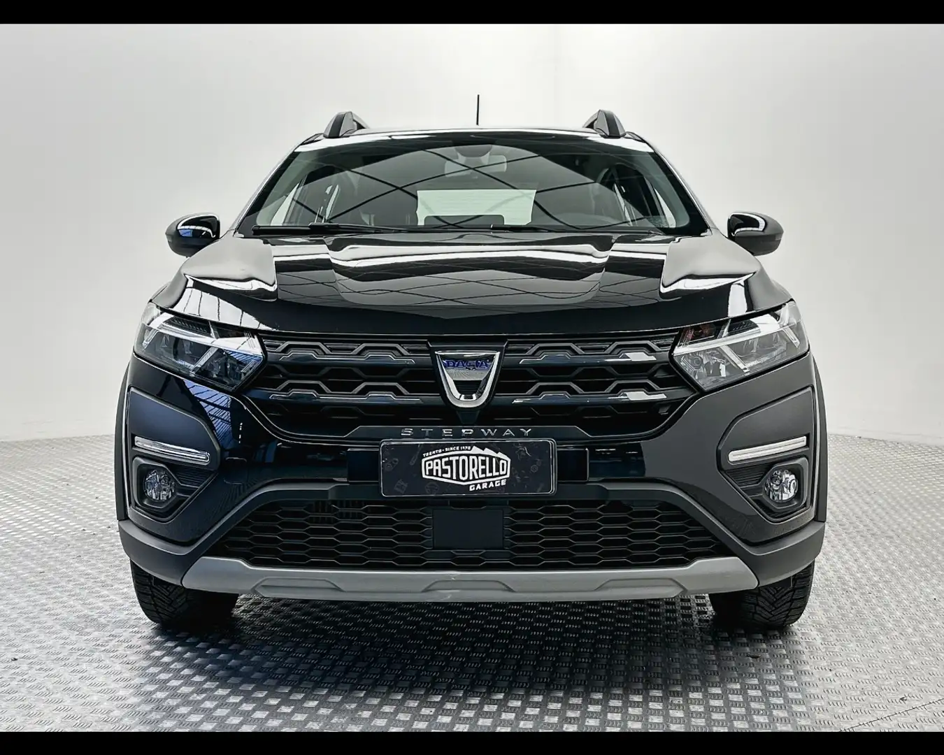 Dacia Sandero Stepway 1.0 TCe 90 CV Comfort Noir - 2