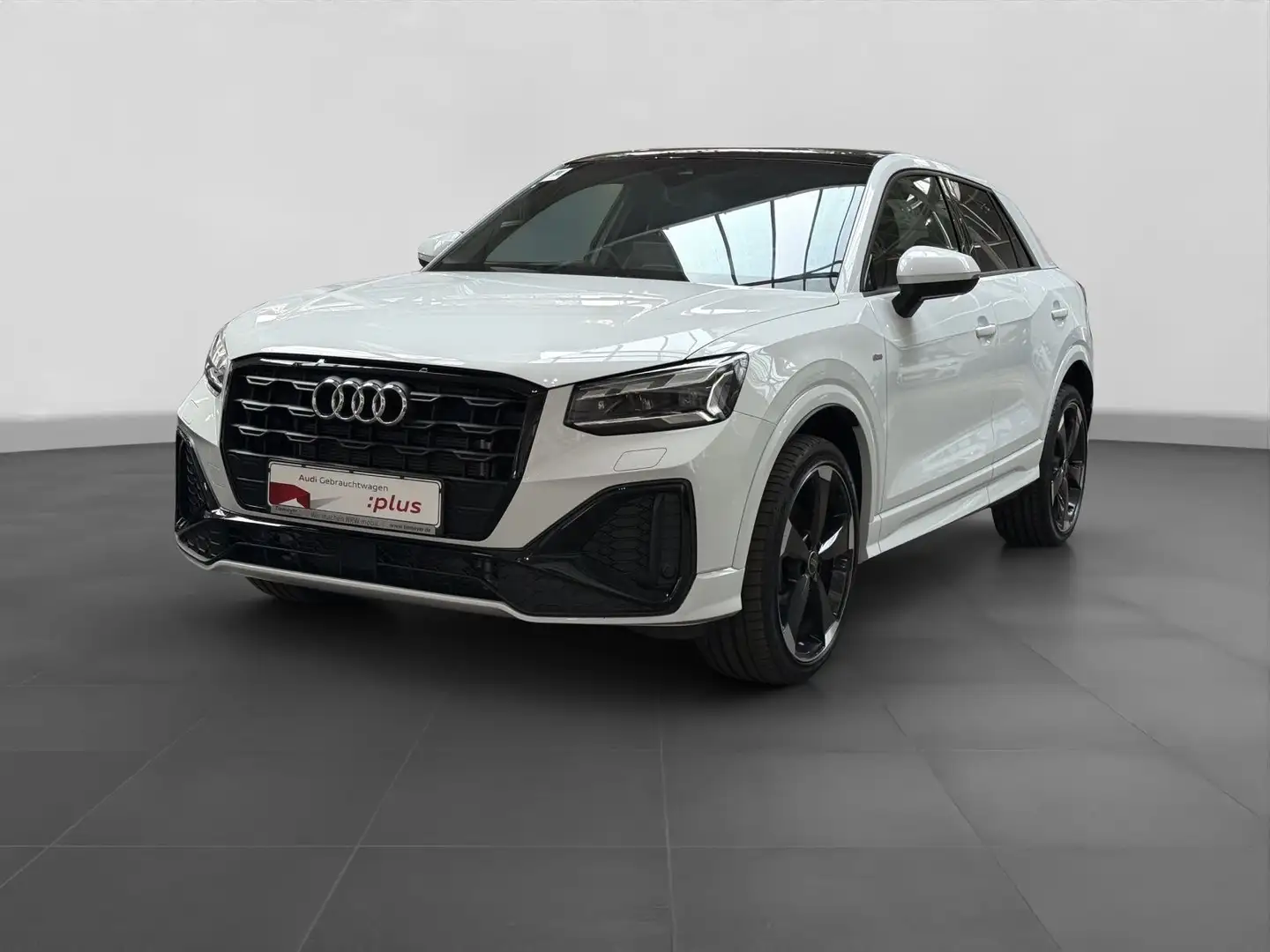 Audi Q2 35 TDI 2x S LINE LM19 FEINNAPPA PANO AHK Weiß - 2