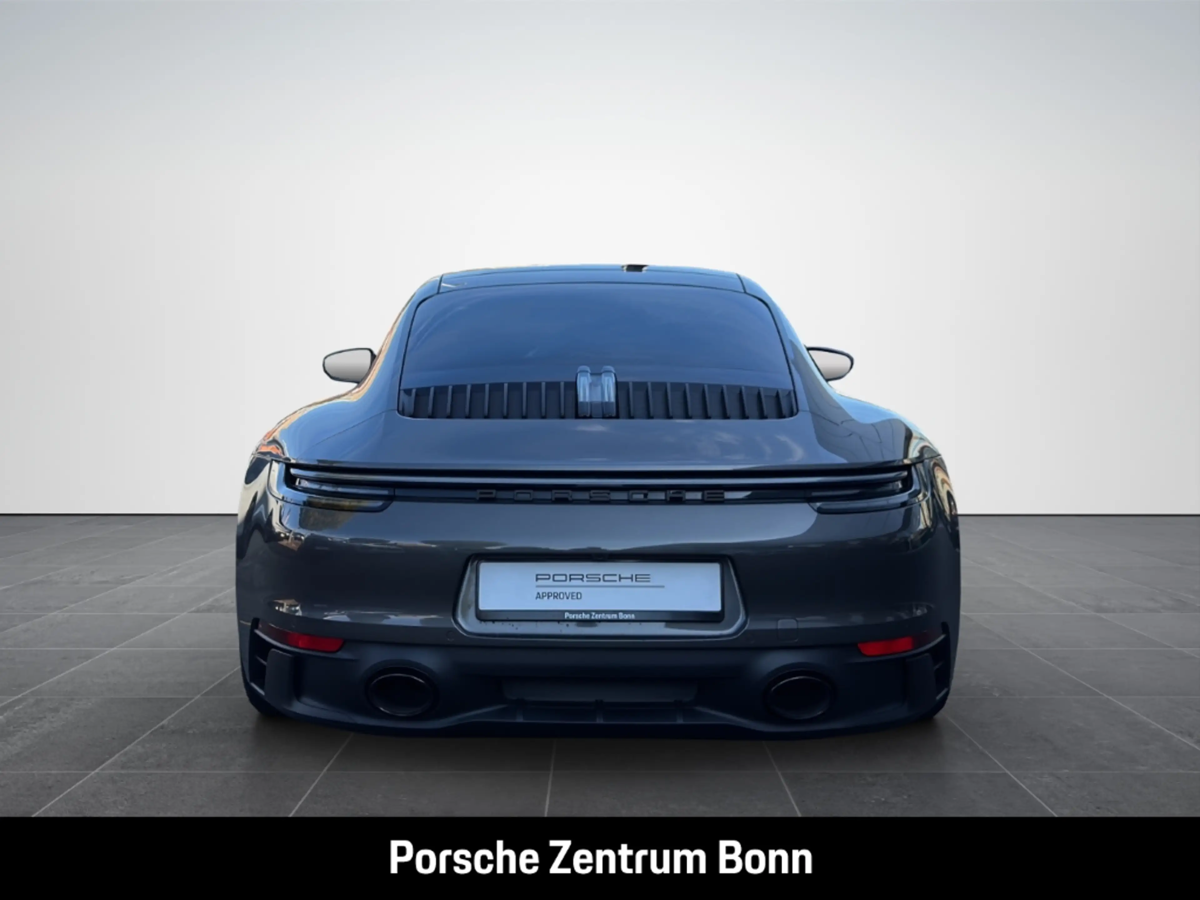 Porsche 992 (911) Carrera 4 GTS — photo 6