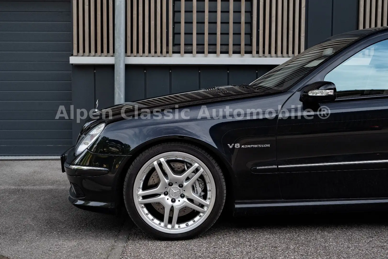 Mercedes-Benz E 55 AMG E -Klasse Lim. Designo Standheizung Schwarz - 2