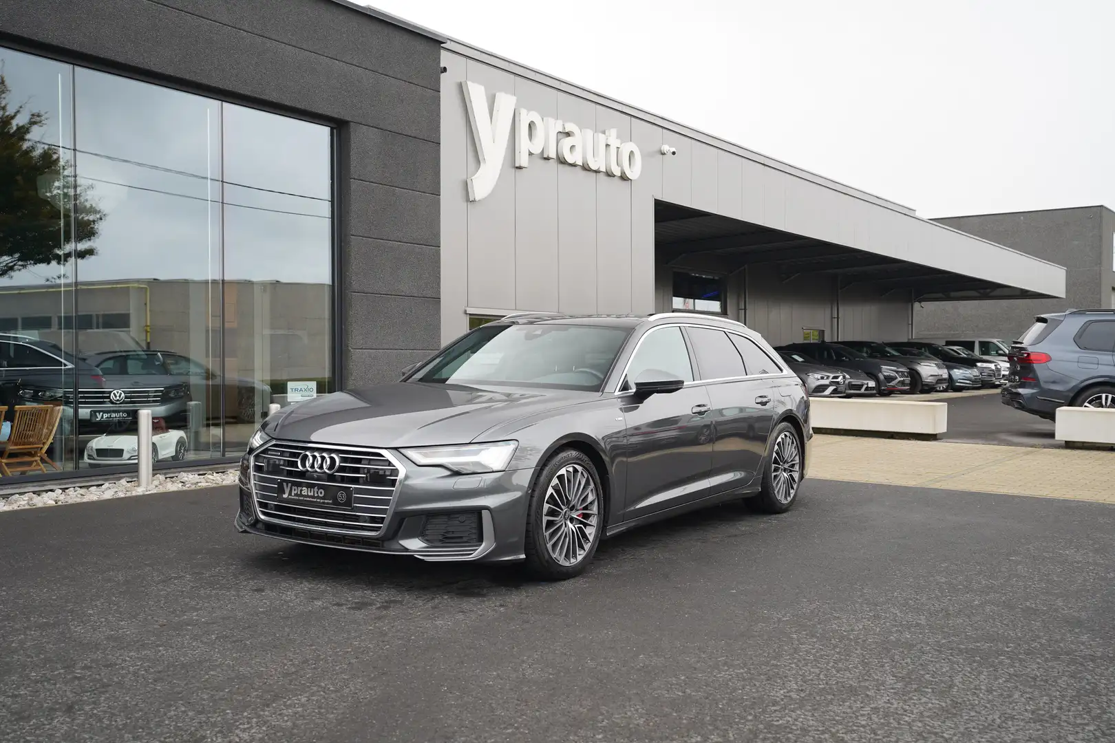 Audi A6 A6 Avant 55 TFSI e quattro S tronic sport Grijs - 1
