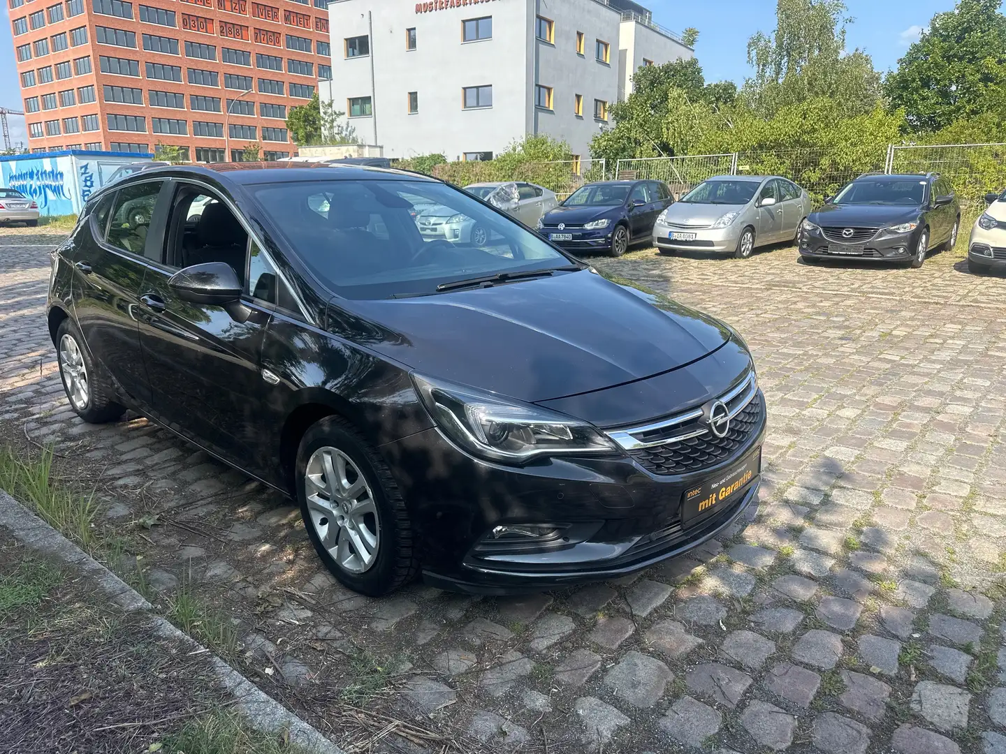 Opel Astra Business Start/Stop Schwarz - 2