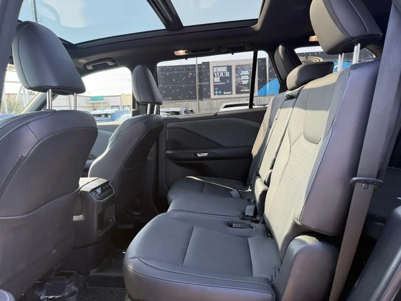Lexus TX 350 снимка Lexus TX 350