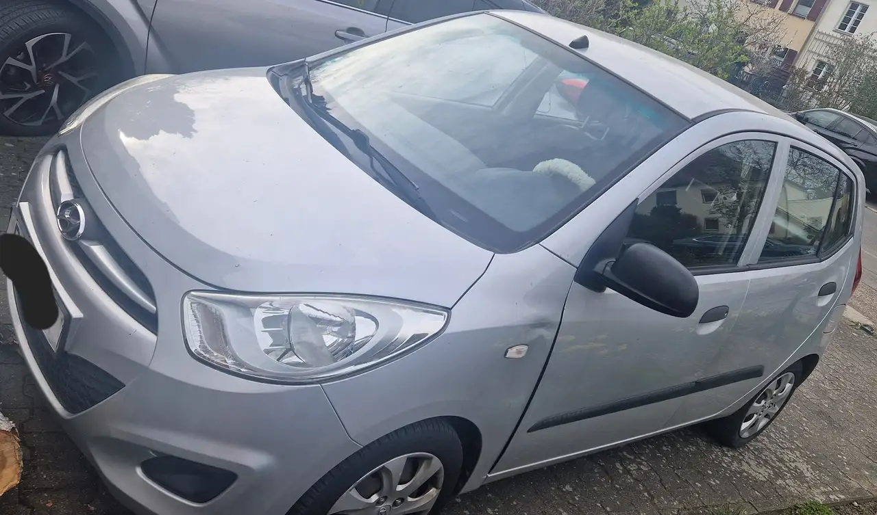 Hyundai i10