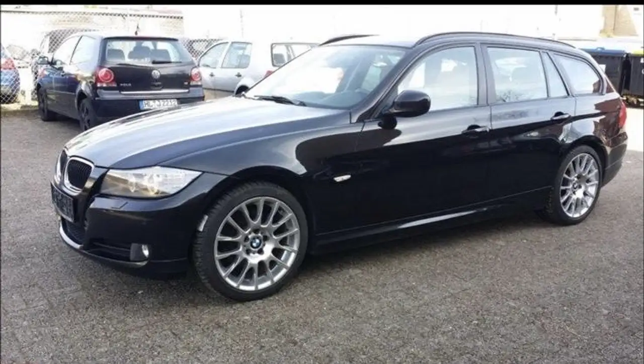 BMW 320