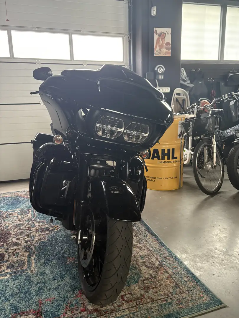 Harley-Davidson Road Glide - 1