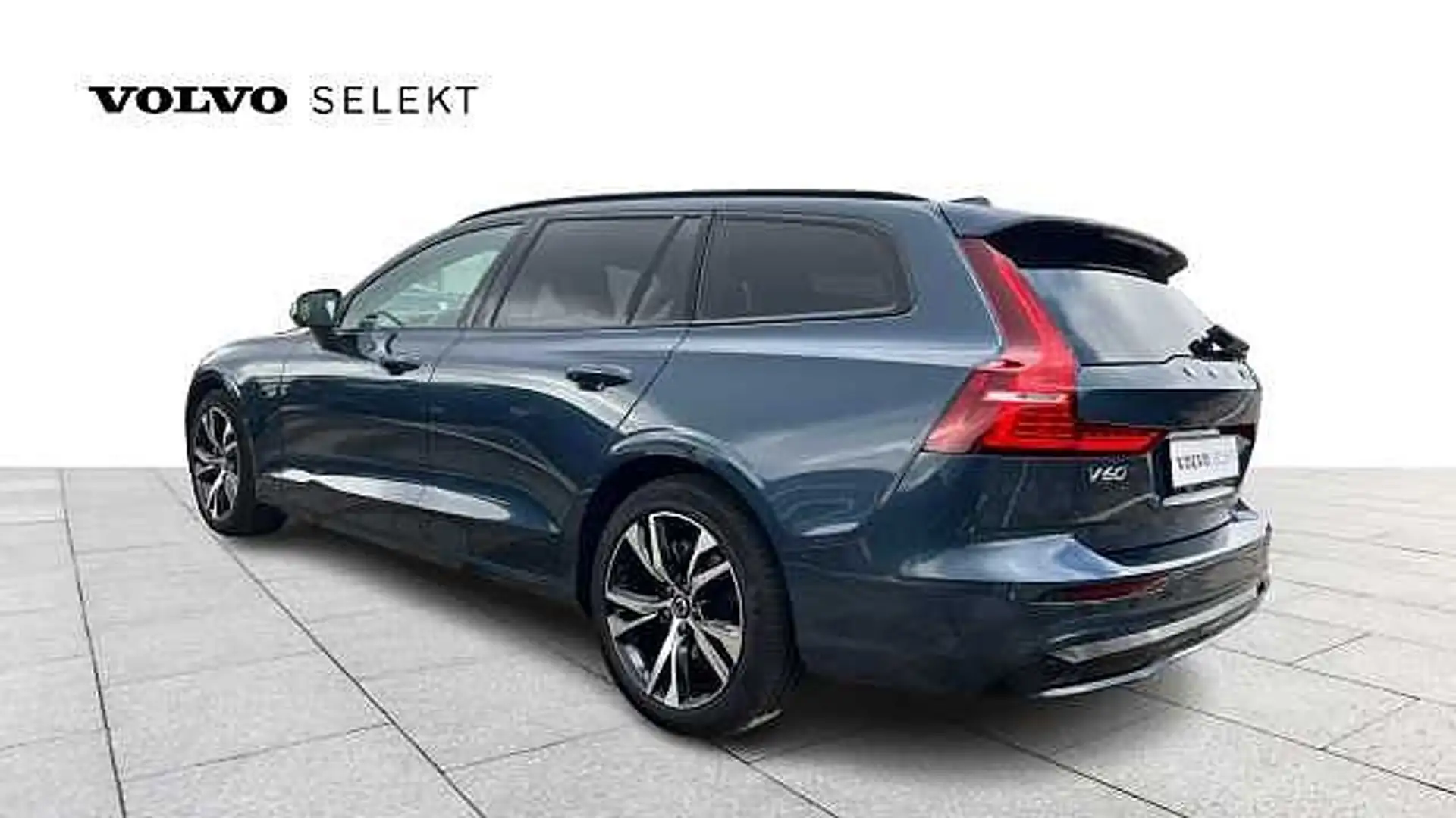 Volvo V60 II V60 Plus, B4 Mildhybrid, Bensin, Dark Azul - 2