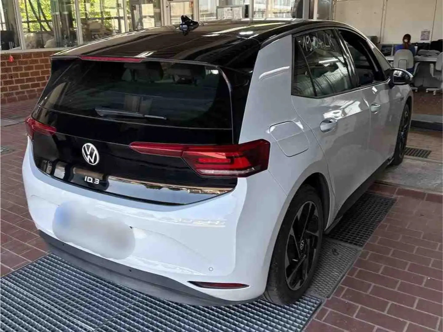 Volkswagen ID.3 PURE PERFORMANCE NAVI LM18 SHZG PDC Weiß - 2