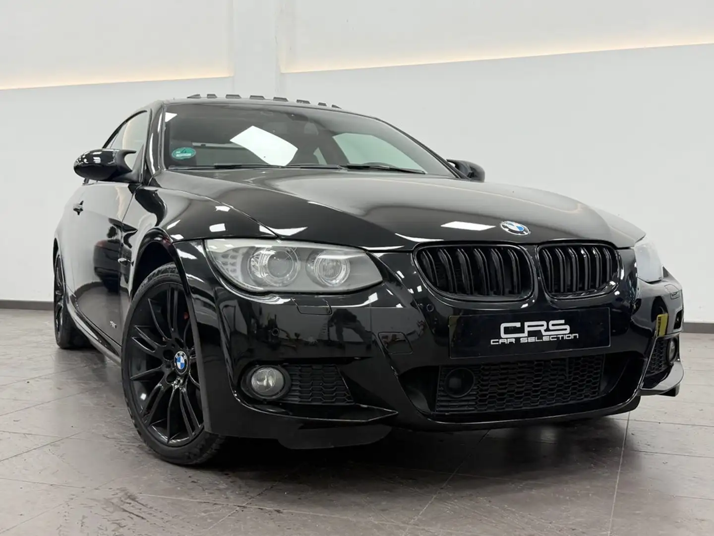 BMW Active Hybrid 5 330d xDrive Negro - 1