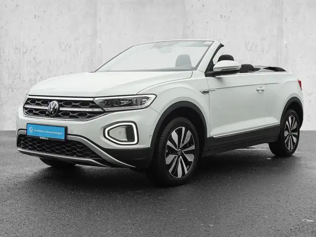 Volkswagen T-Roc view 2