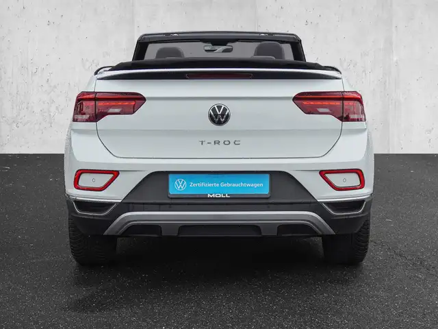 Volkswagen T-Roc view 6